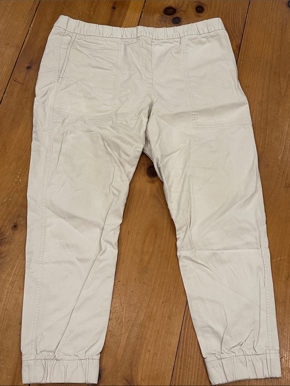 GAP Women’s Cream Elastic-Waist Jogger Pants